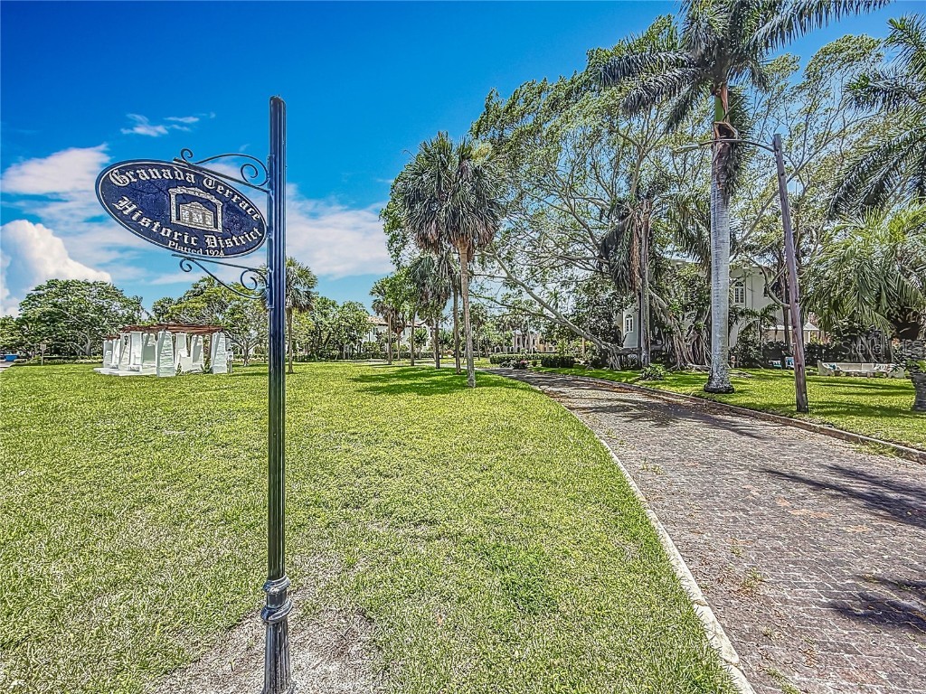 301 23rd Avenue NE Saint Petersburg FL 33704 - COFFEE POT BAYOU TB8394942 image39