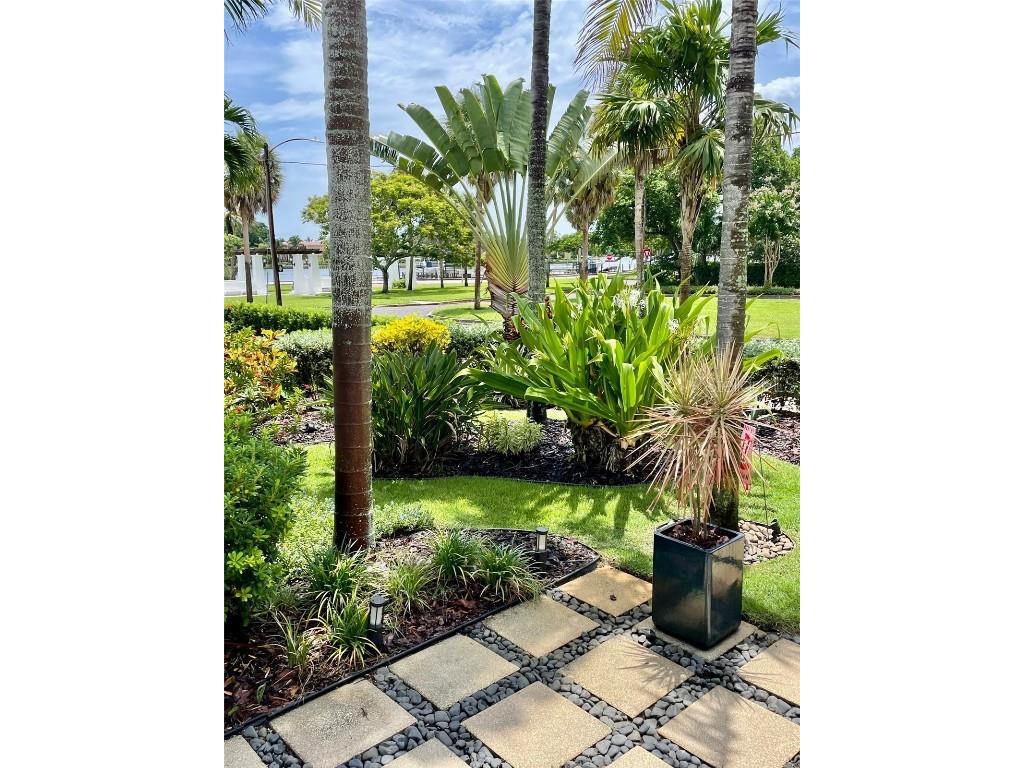 301 23rd Avenue NE Saint Petersburg FL 33704 - COFFEE POT BAYOU TB8394942 image4