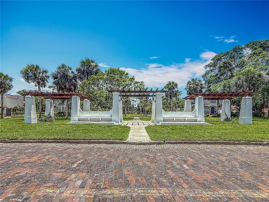 301 23rd Avenue NE Saint Petersburg FL 33704 - COFFEE POT BAYOU TB8394942 image40