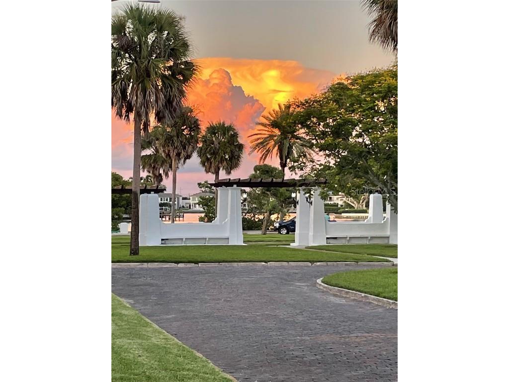 301 23rd Avenue NE Saint Petersburg FL 33704 - COFFEE POT BAYOU TB8394942 image43