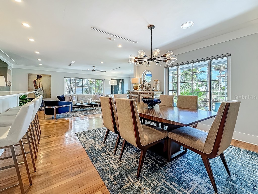 301 23rd Avenue NE Saint Petersburg FL 33704 - COFFEE POT BAYOU TB8394942 image9