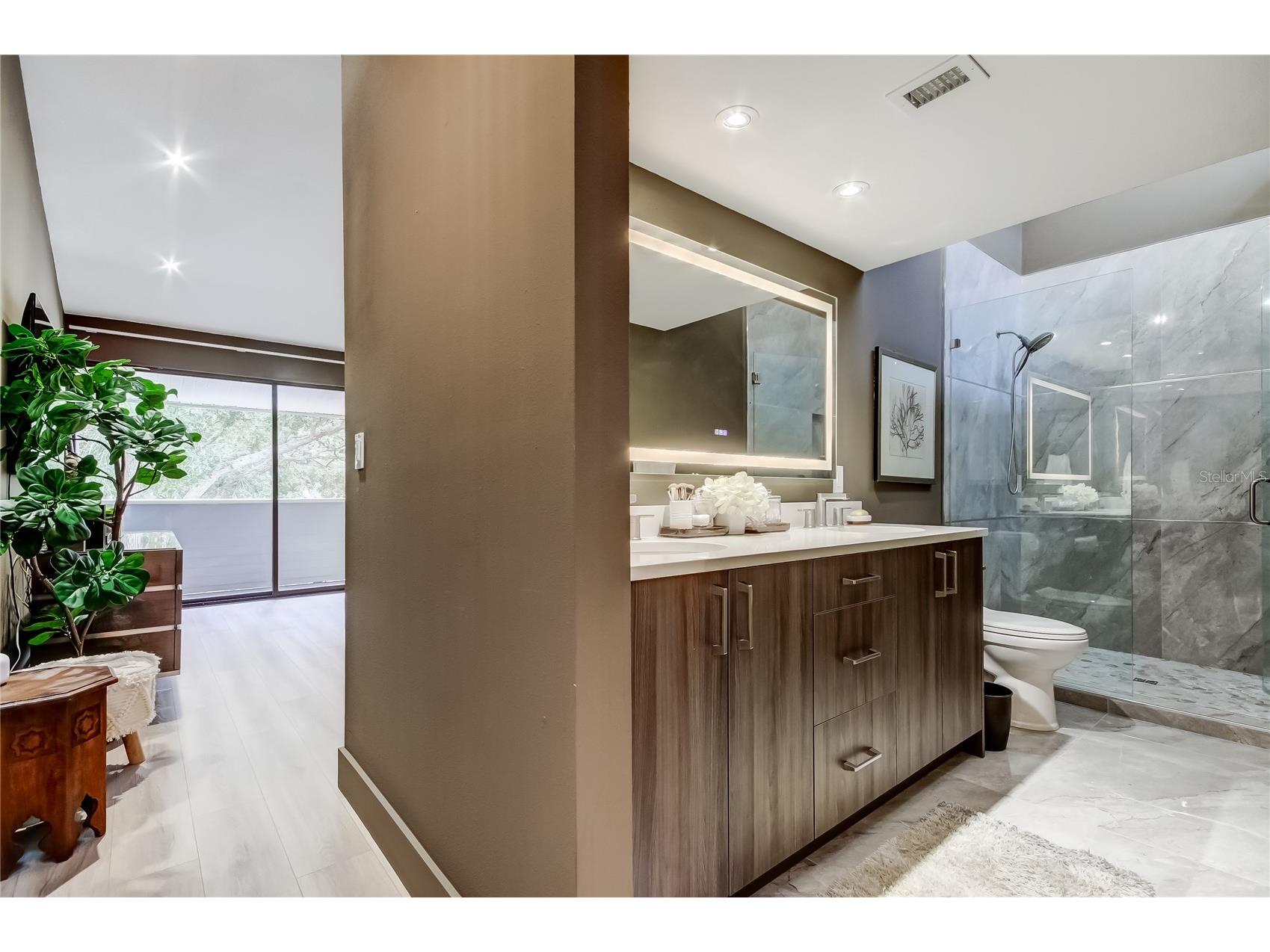 301 2nd Street N #10 Saint Petersburg FL 33701 TB8467717 image23