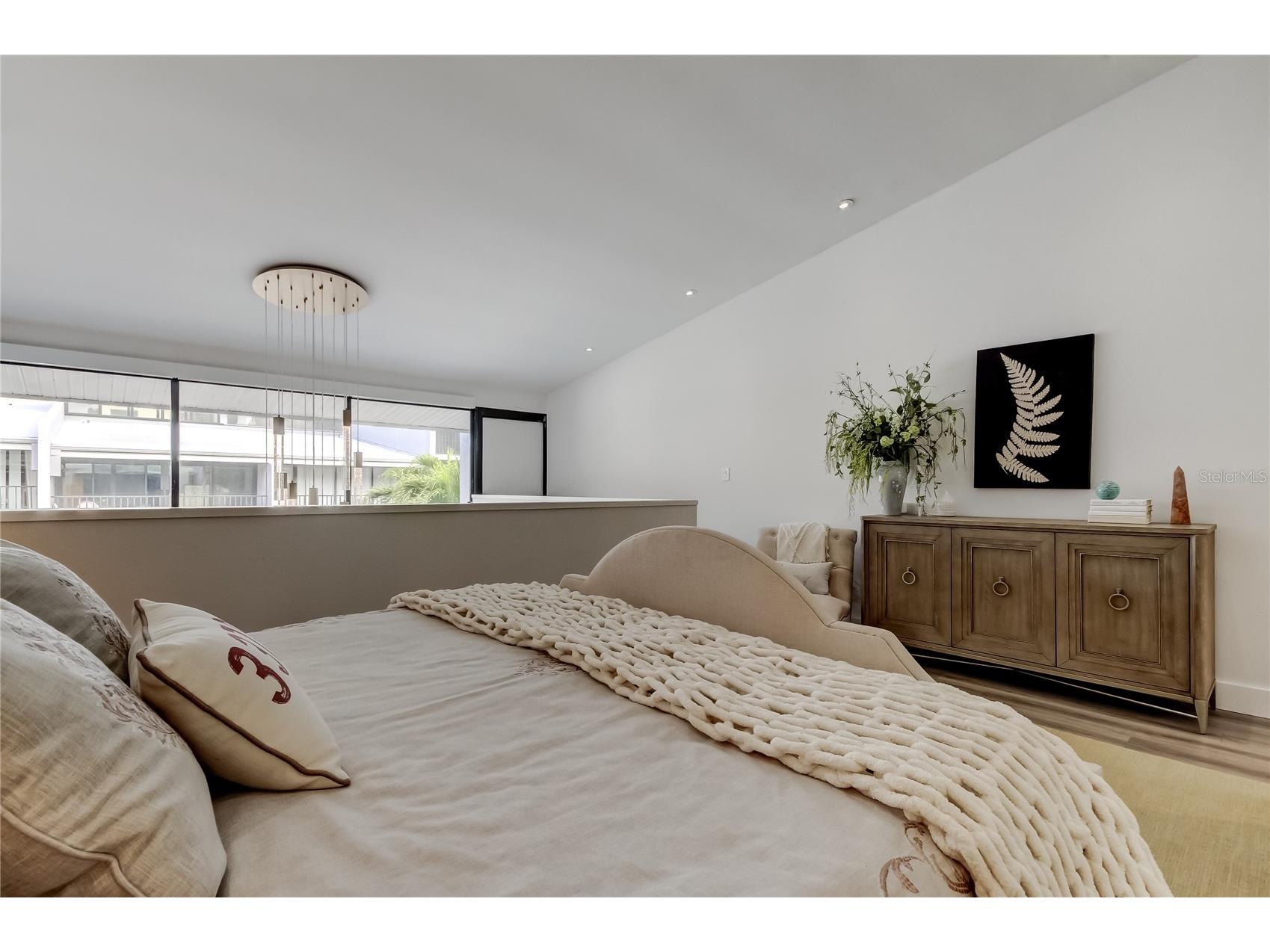 301 2nd Street N #10 Saint Petersburg FL 33701 TB8467717 image28