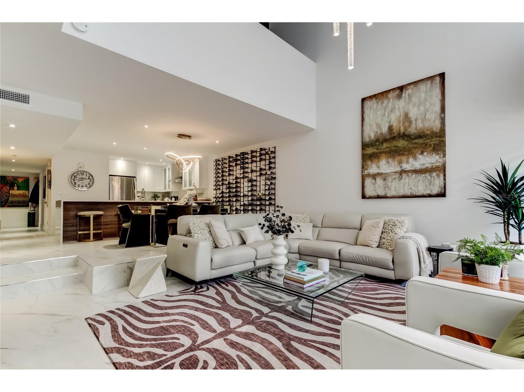 301 2nd Street N #10 Saint Petersburg FL 33701 TB8467717 image3