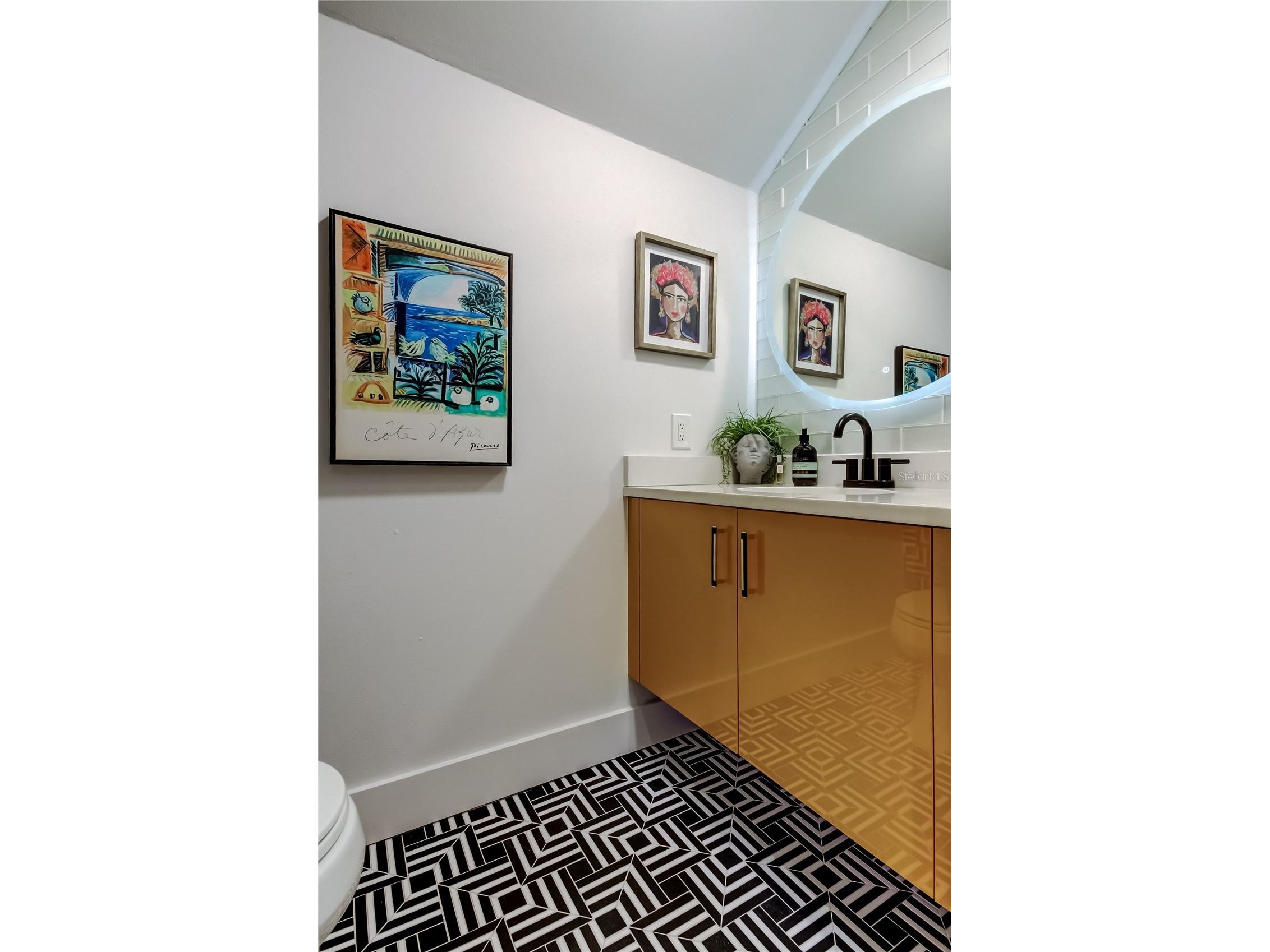 301 2nd Street N #10 Saint Petersburg FL 33701 TB8467717 image33