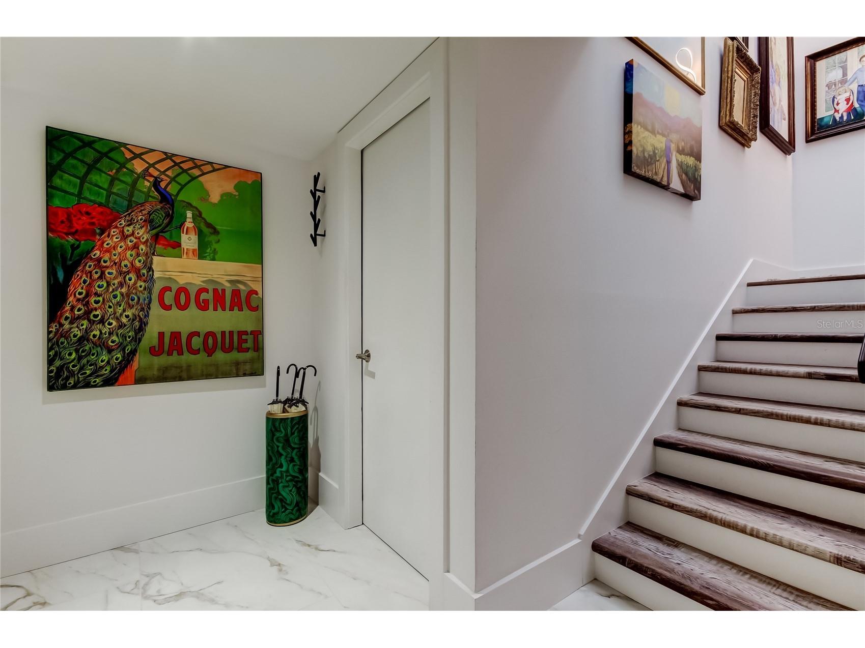 301 2nd Street N #10 Saint Petersburg FL 33701 TB8467717 image38