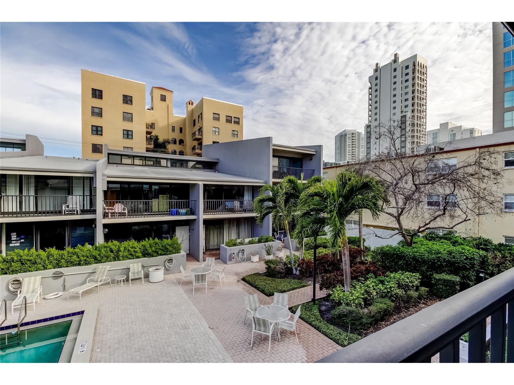 301 2nd Street N #10 Saint Petersburg FL 33701 TB8467717 image53