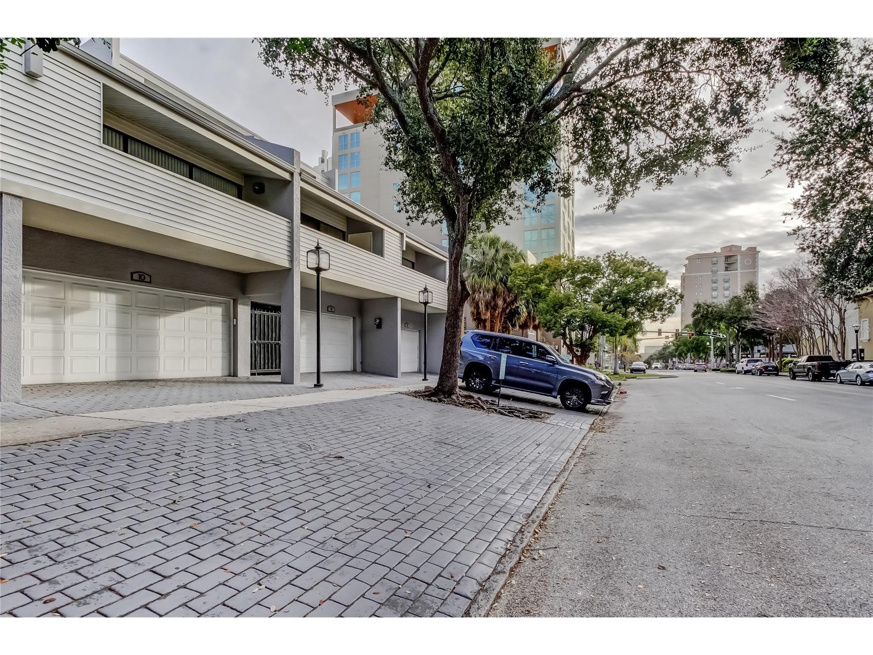 301 2nd Street N #10 Saint Petersburg FL 33701 TB8467717 image54