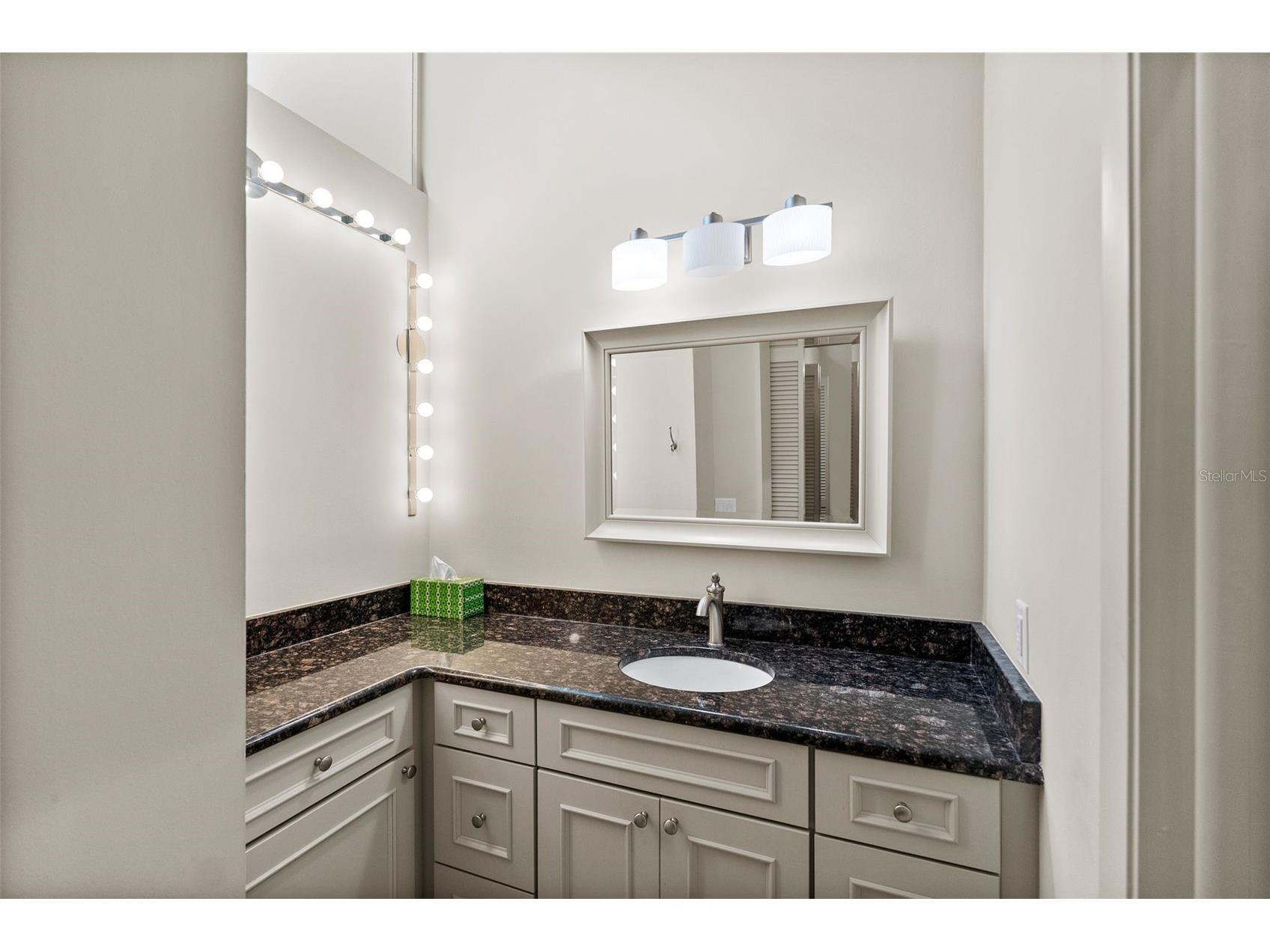 301 2nd Street N #13 Saint Petersburg FL 33701 TB8378623 image11