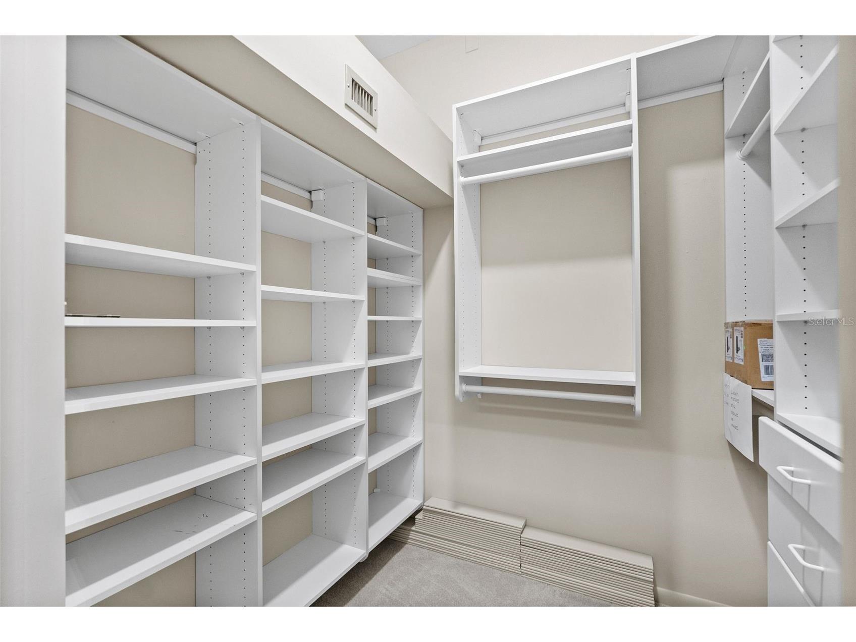 301 2nd Street N #13 Saint Petersburg FL 33701 TB8378623 image14