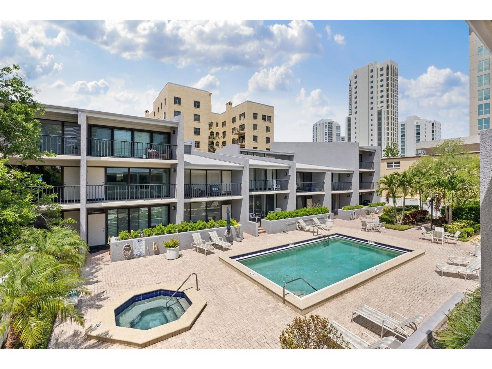 301 2nd Street N #13 Saint Petersburg FL 33701 TB8378623 image29