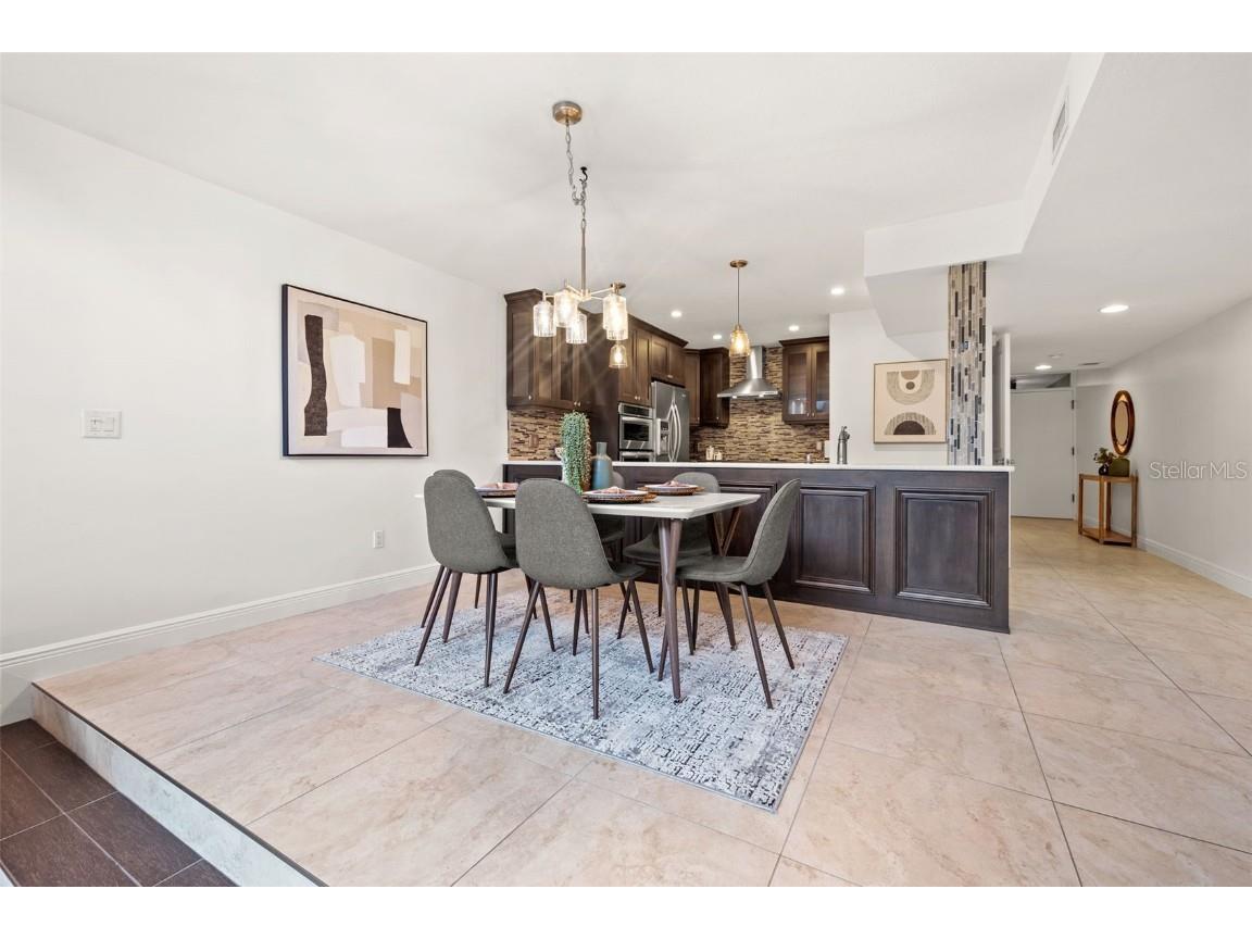 301 2nd Street N #5 Saint Petersburg FL 33701 TB8398152 image17