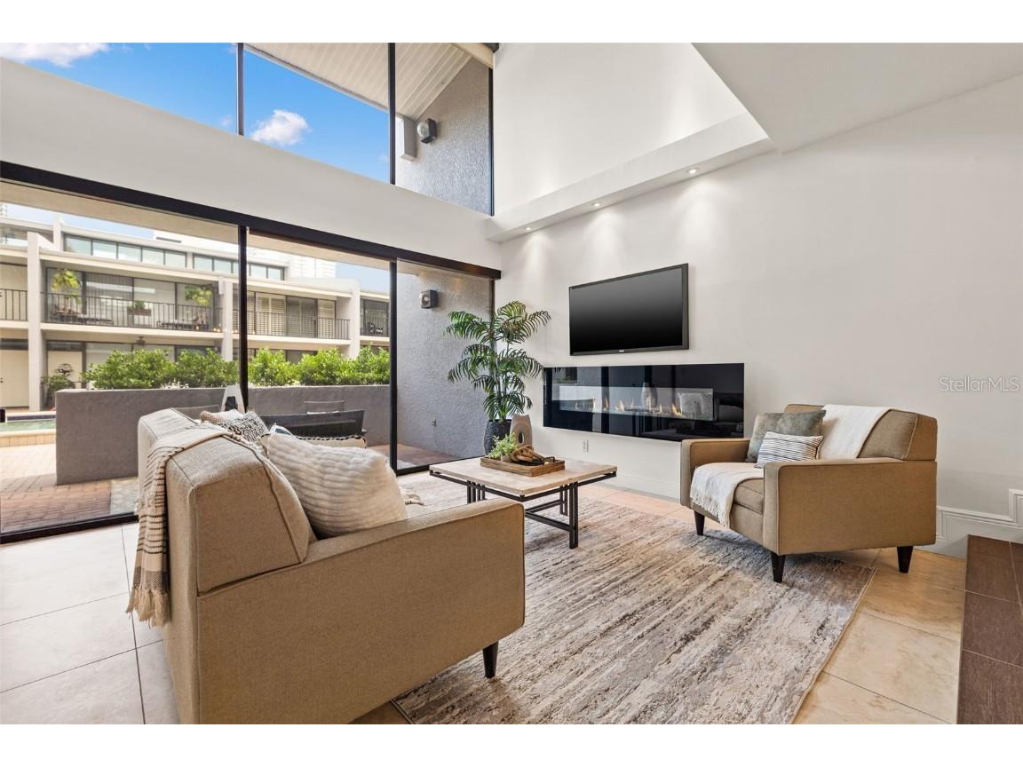 301 2nd Street N #5 Saint Petersburg FL 33701 TB8398152 image4