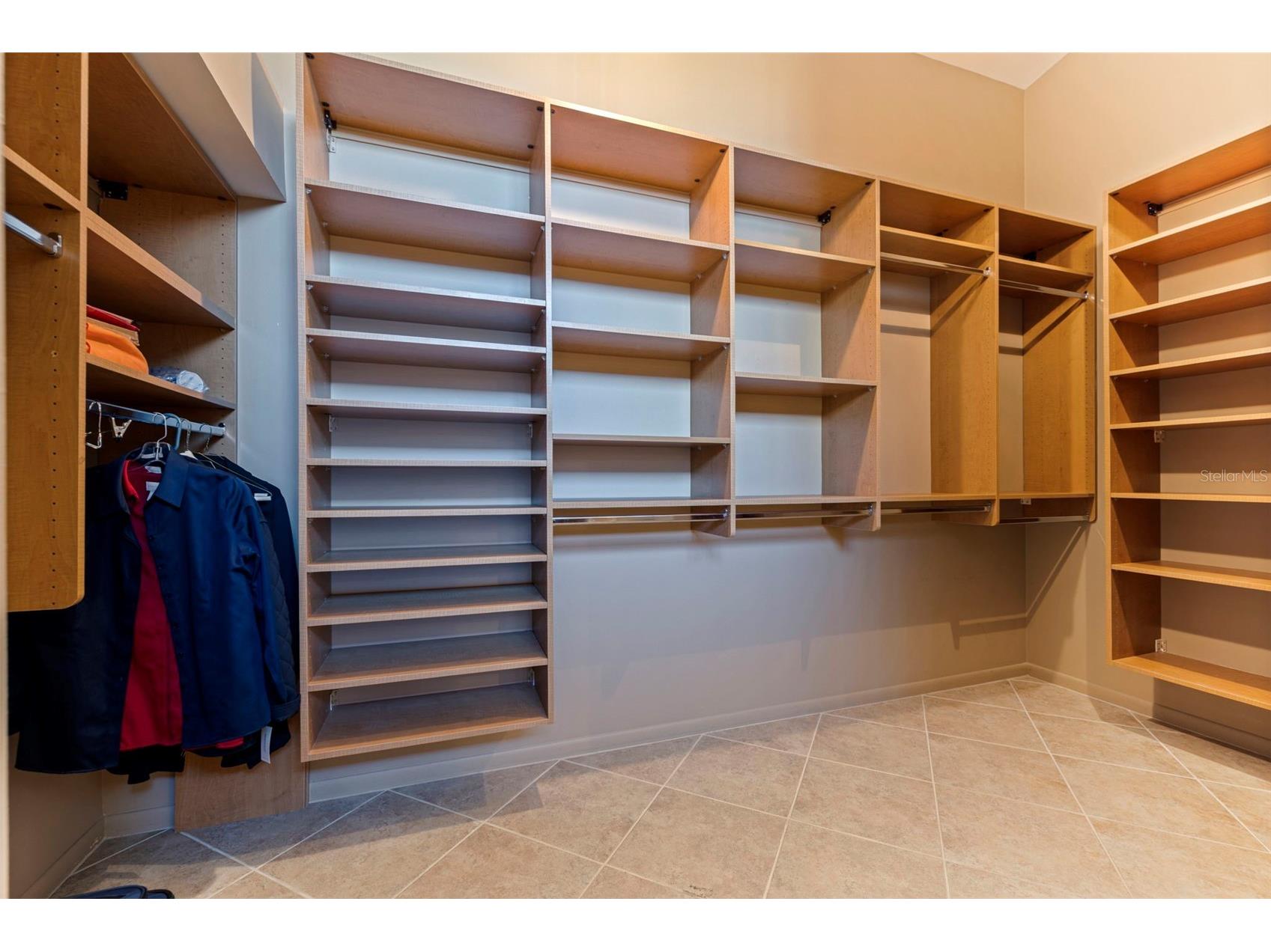 301 2nd Street N #7 Saint Petersburg FL 33701 TB8470004 image13