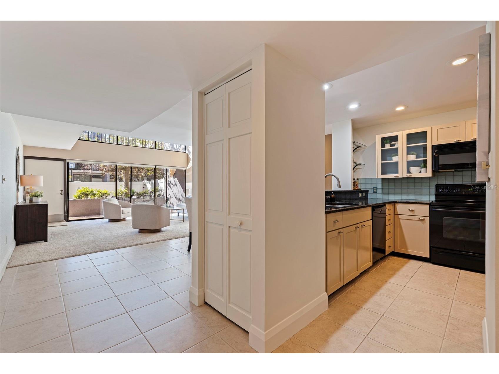 301 2nd Street N #7 Saint Petersburg FL 33701 TB8470004 image19