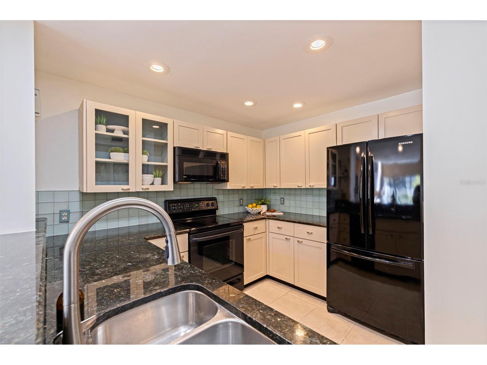 301 2nd Street N #7 Saint Petersburg FL 33701 TB8470004 image21