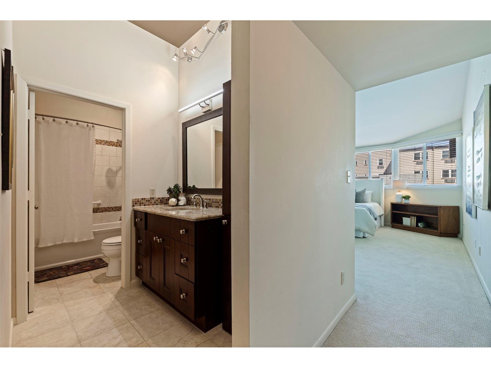 301 2nd Street N #7 Saint Petersburg FL 33701 TB8470004 image44