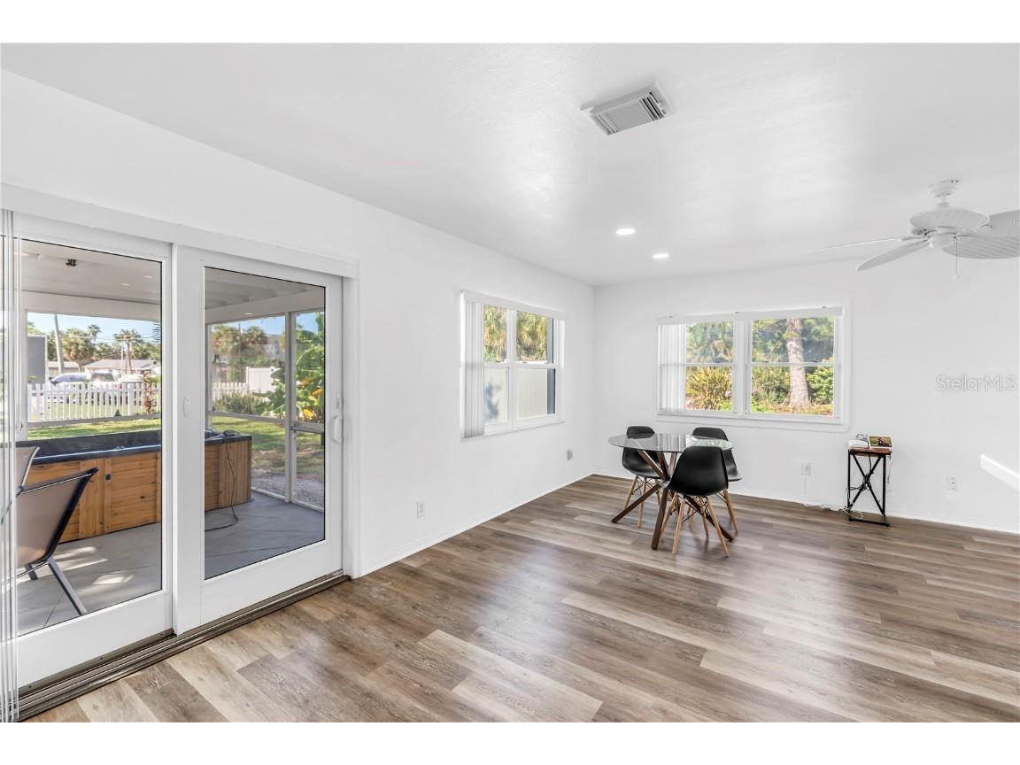 301 41st Avenue Saint Pete Beach FL 33706 TB8428968 image10