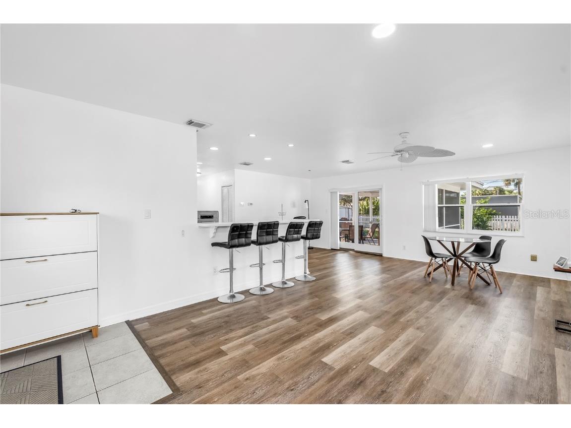 301 41st Avenue Saint Pete Beach FL 33706 TB8428968 image6