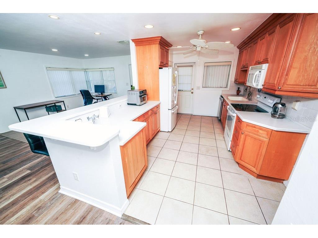 301 41st Avenue Saint Pete Beach FL 33706 TB8486244 image12