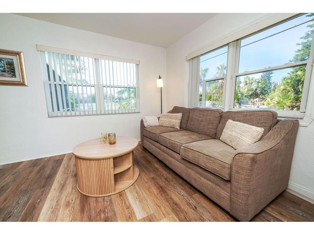 301 41st Avenue Saint Pete Beach FL 33706 TB8486244 image9