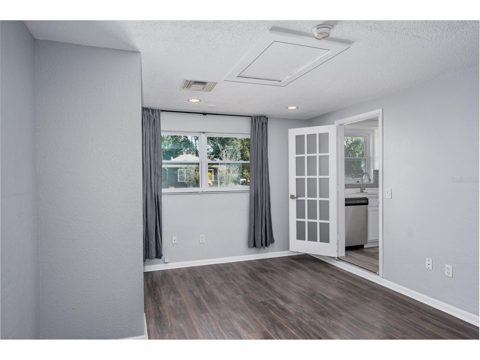 301 43rd Avenue N Saint Petersburg FL 33703 TB8467110 image12