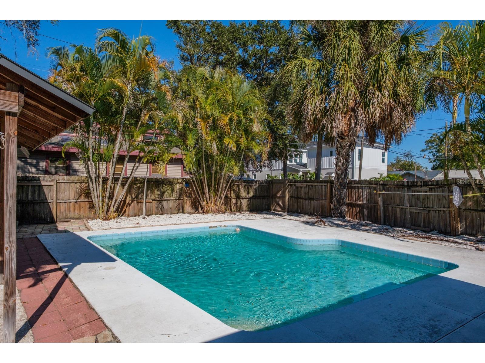 301 43rd Avenue N Saint Petersburg FL 33703 TB8467110 image25