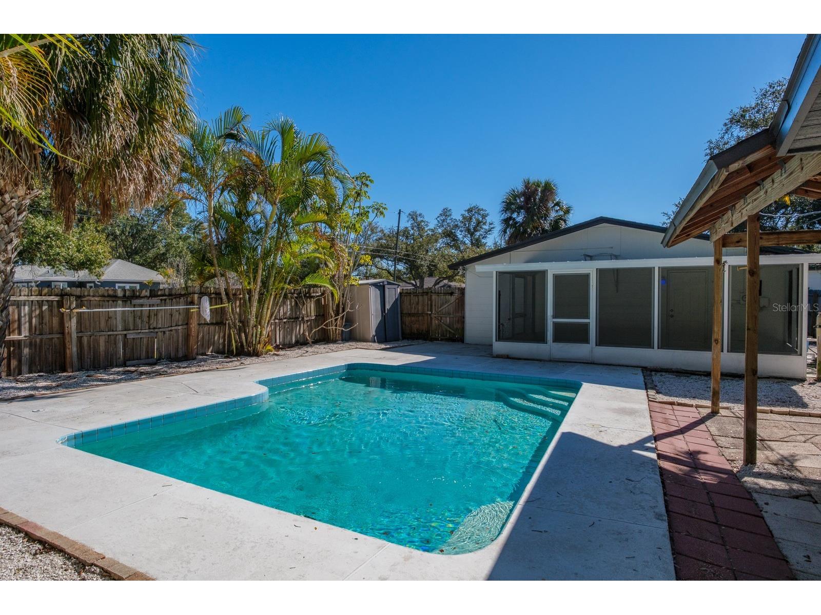 301 43rd Avenue N Saint Petersburg FL 33703 TB8467110 image27