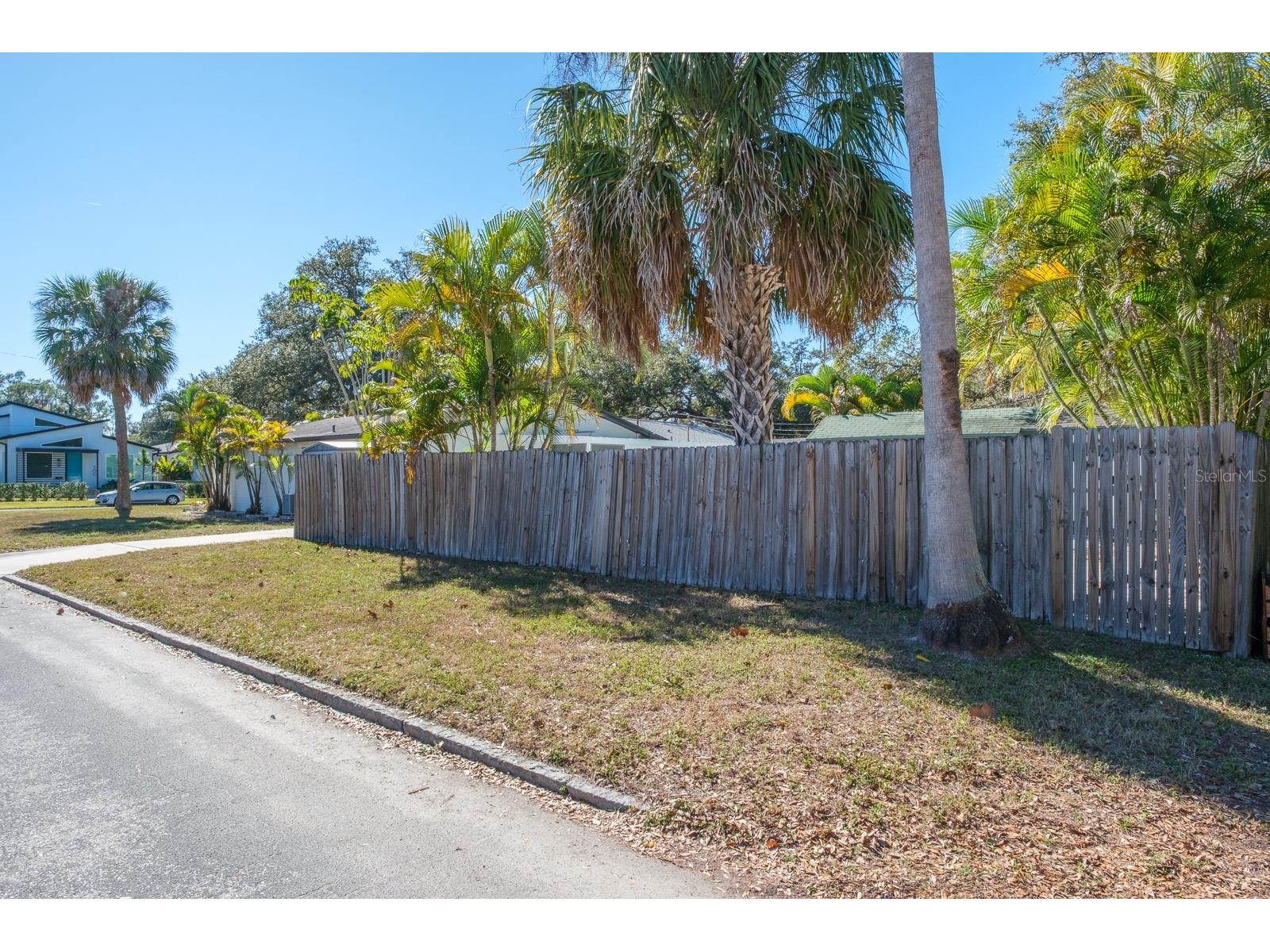 301 43rd Avenue N Saint Petersburg FL 33703 TB8467110 image31