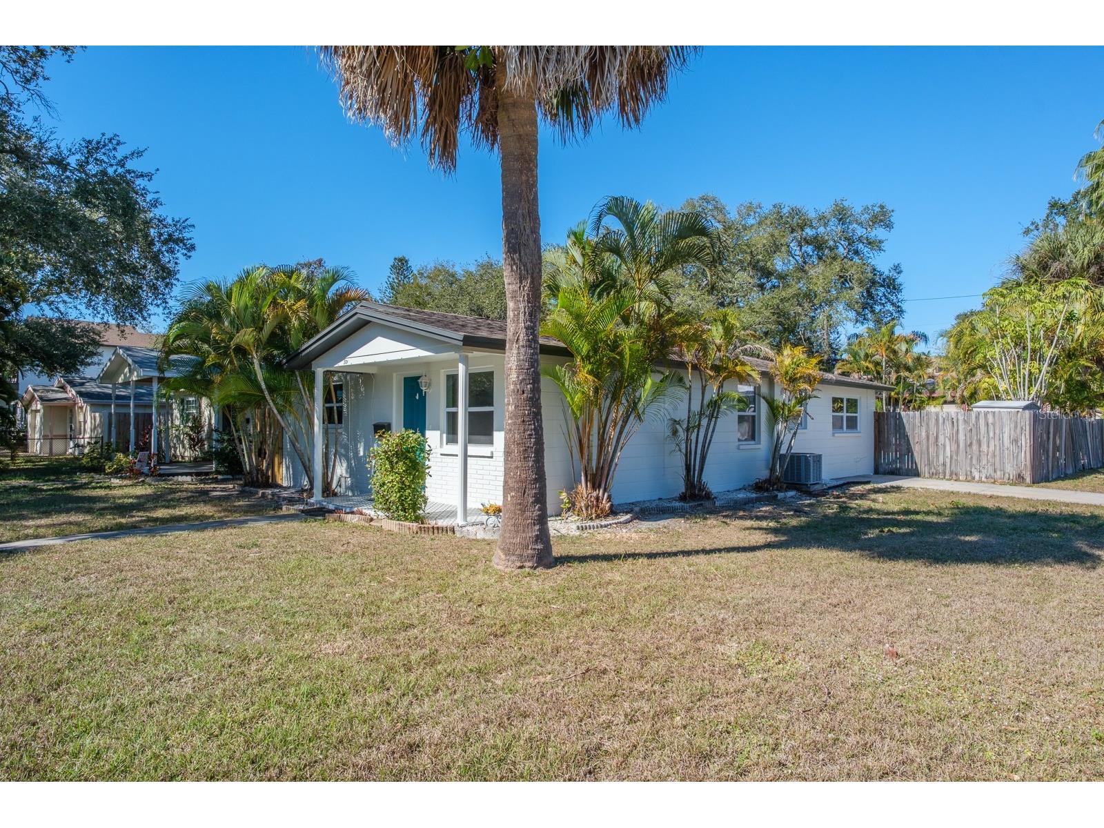 301 43rd Avenue N Saint Petersburg FL 33703 TB8467110 image33