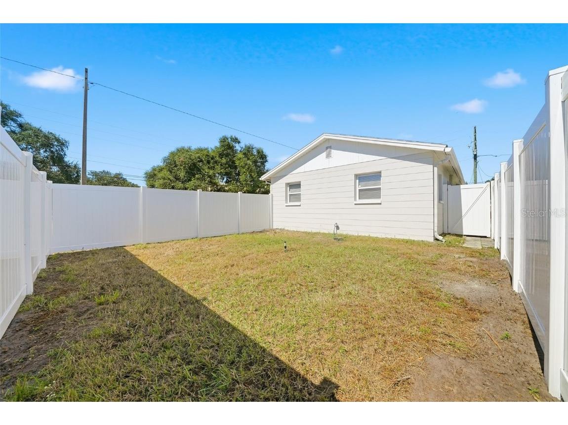 301 58th Street N Saint Petersburg FL 33710 O6371943 image23