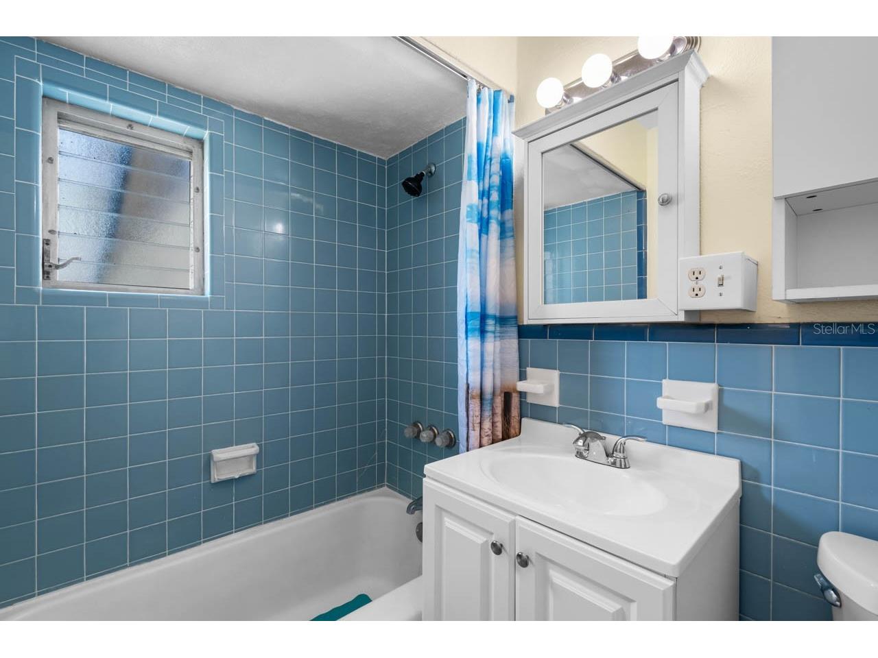 301 5th Avenue NW Ruskin FL 33570 TB8490637 image16