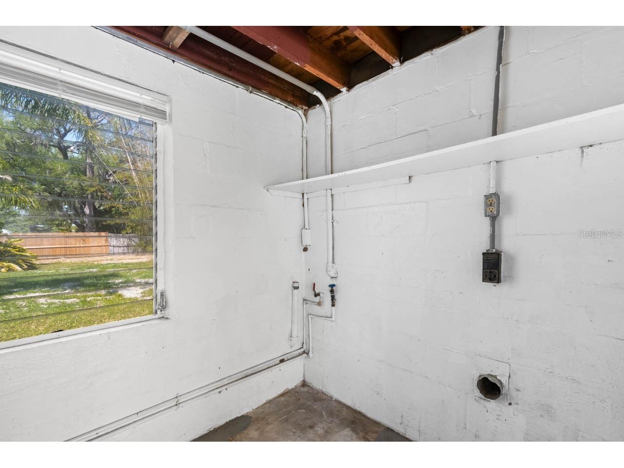 301 5th Avenue NW Ruskin FL 33570 TB8490637 image24