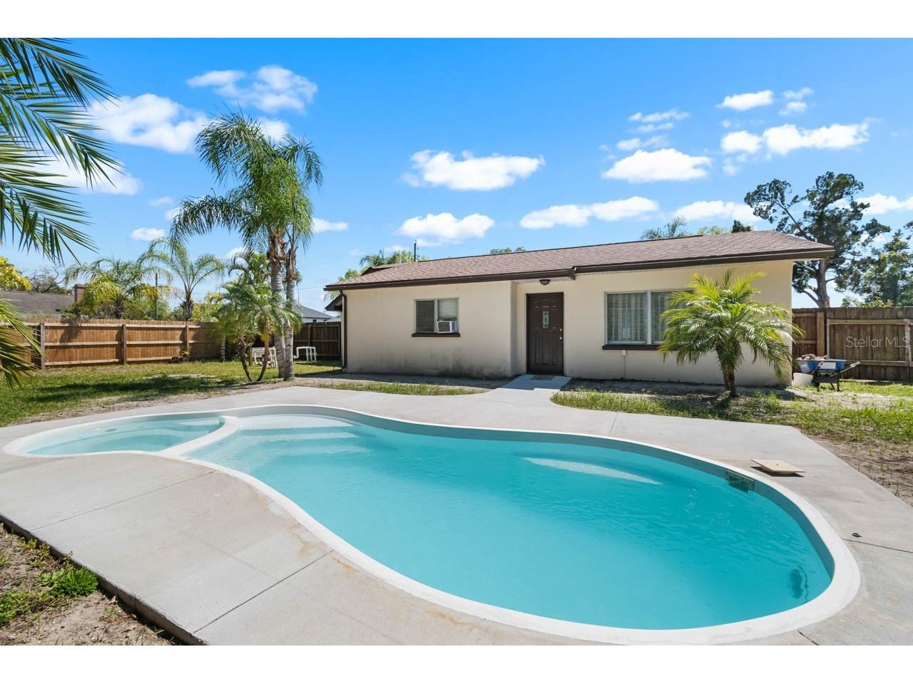 301 5th Avenue NW Ruskin FL 33570 TB8490637 image28