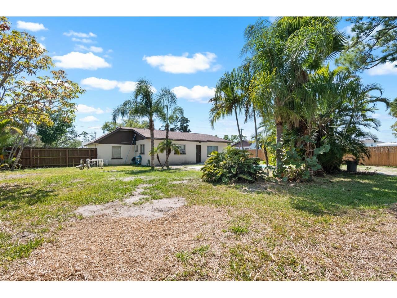 301 5th Avenue NW Ruskin FL 33570 TB8490637 image32