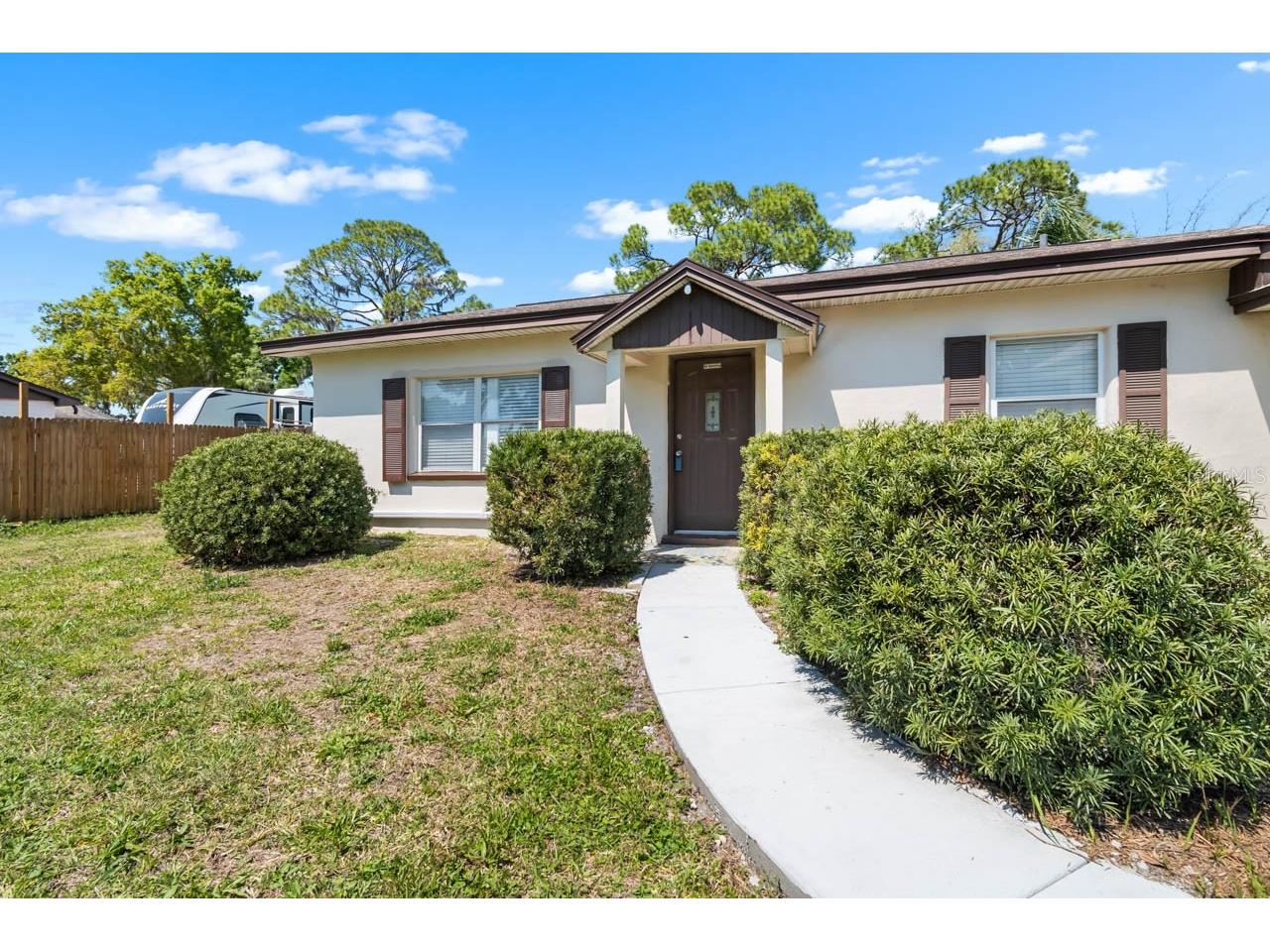 301 5th Avenue NW Ruskin FL 33570 TB8490637 image6