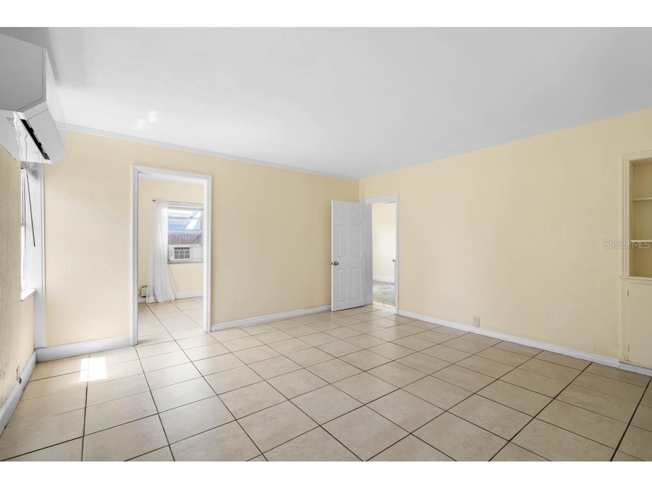 301 5th Avenue NW Ruskin FL 33570 TB8490637 image8