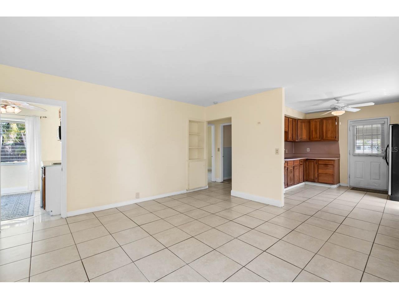 301 5th Avenue NW Ruskin FL 33570 TB8490637 image9