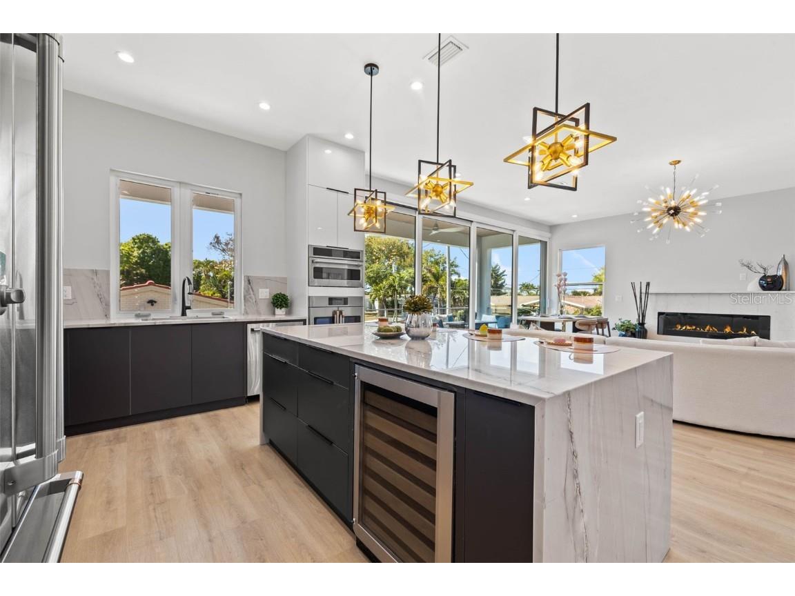 301 79th Street S Saint Petersburg FL 33707 T3511580 image12