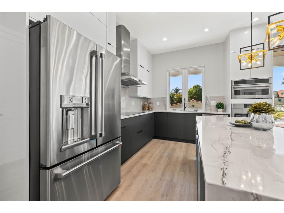 301 79th Street S Saint Petersburg FL 33707 T3511580 image22