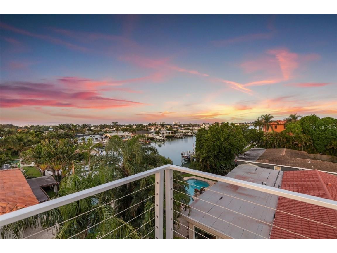 301 79th Street S Saint Petersburg FL 33707 T3511580 image3