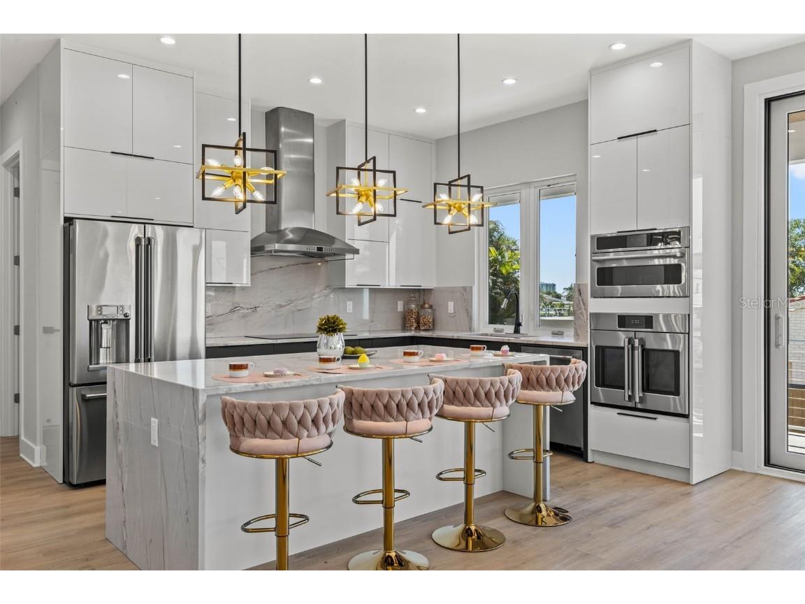 301 79th Street S Saint Petersburg FL 33707 T3511580 image5