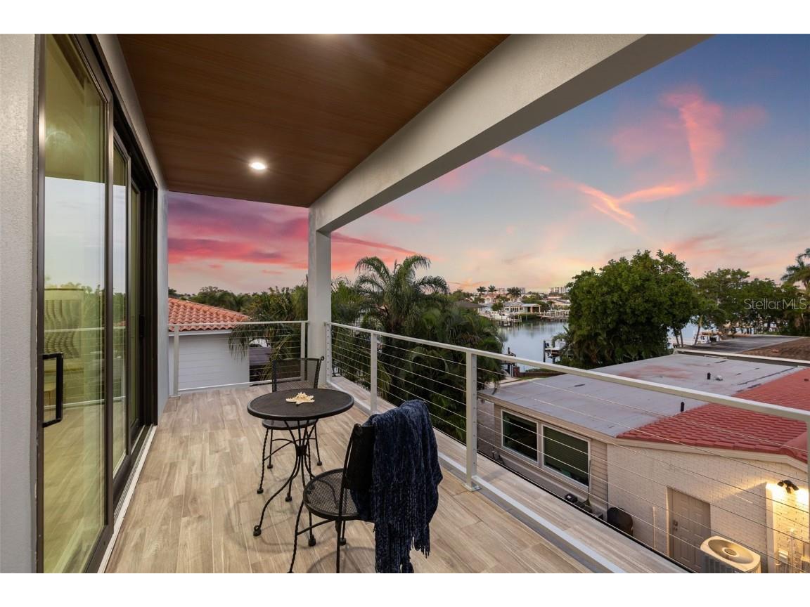 301 79th Street S Saint Petersburg FL 33707 T3511580 image55