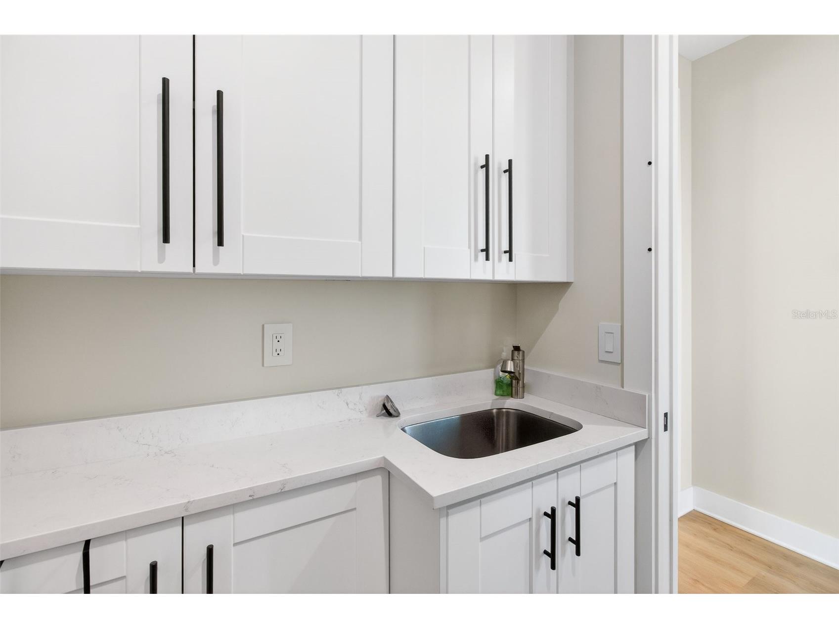 301 79th Street S Saint Petersburg FL 33707 TB8468277 image36