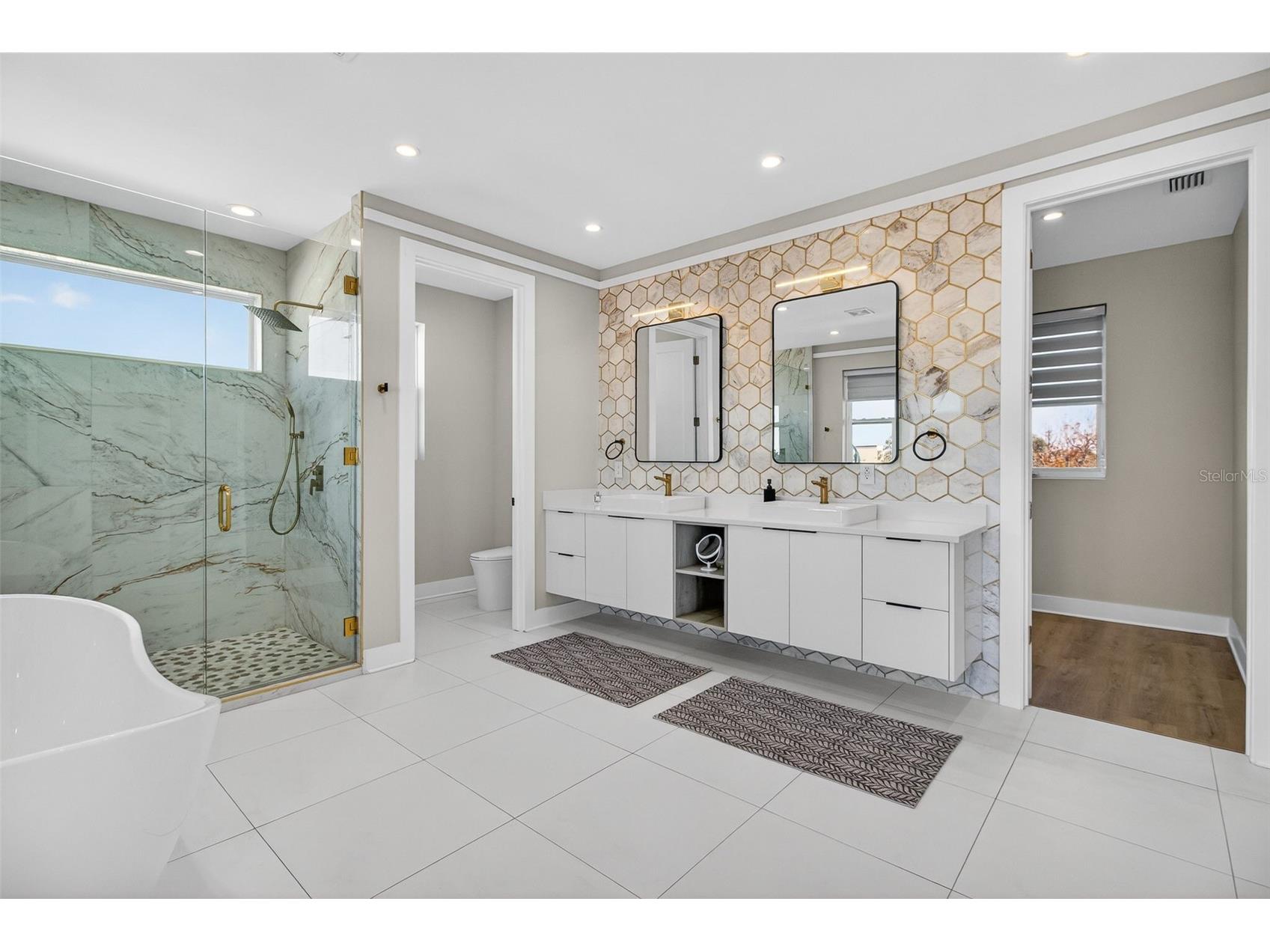 301 79th Street S Saint Petersburg FL 33707 TB8468277 image41