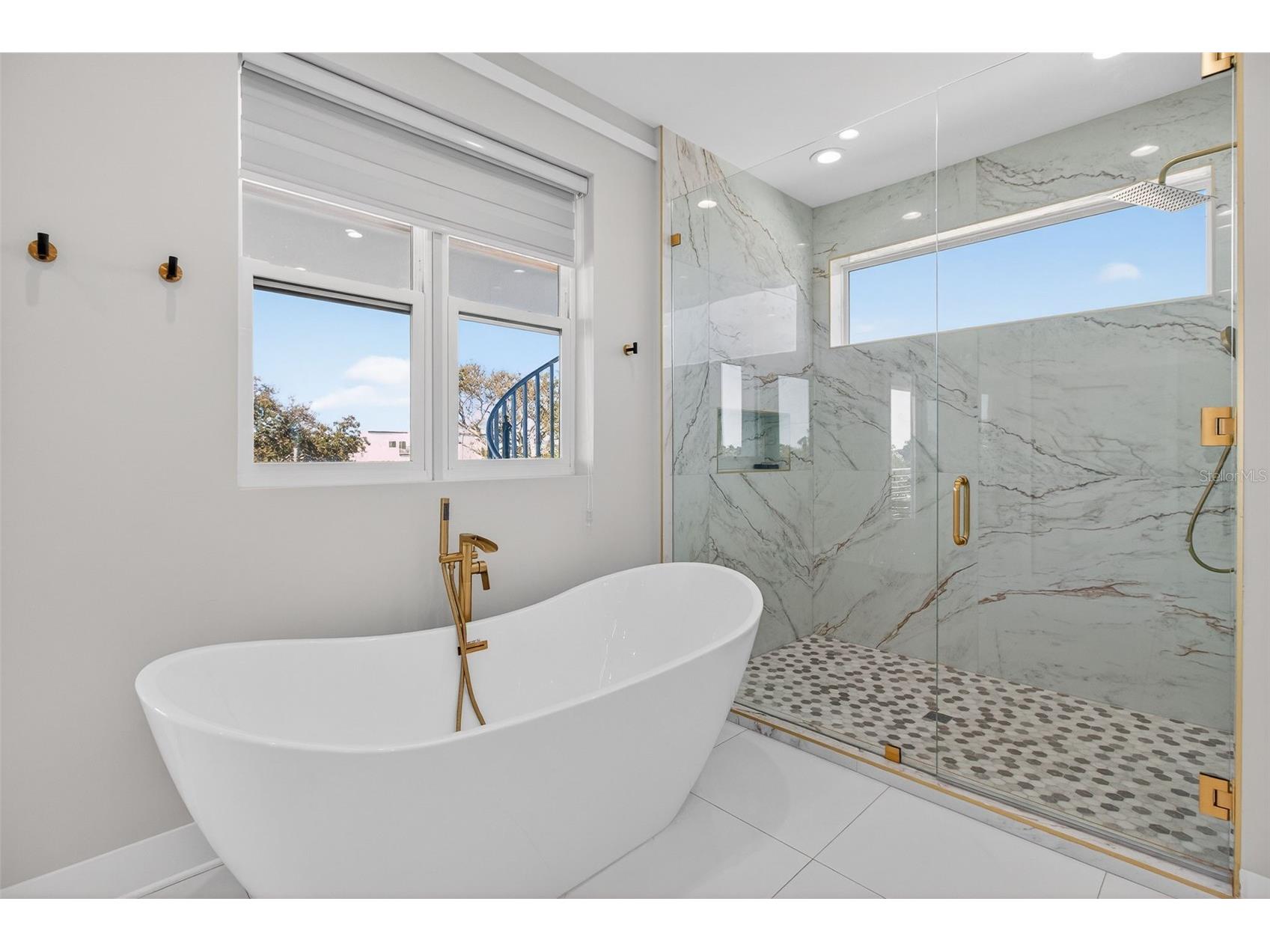 301 79th Street S Saint Petersburg FL 33707 TB8468277 image42