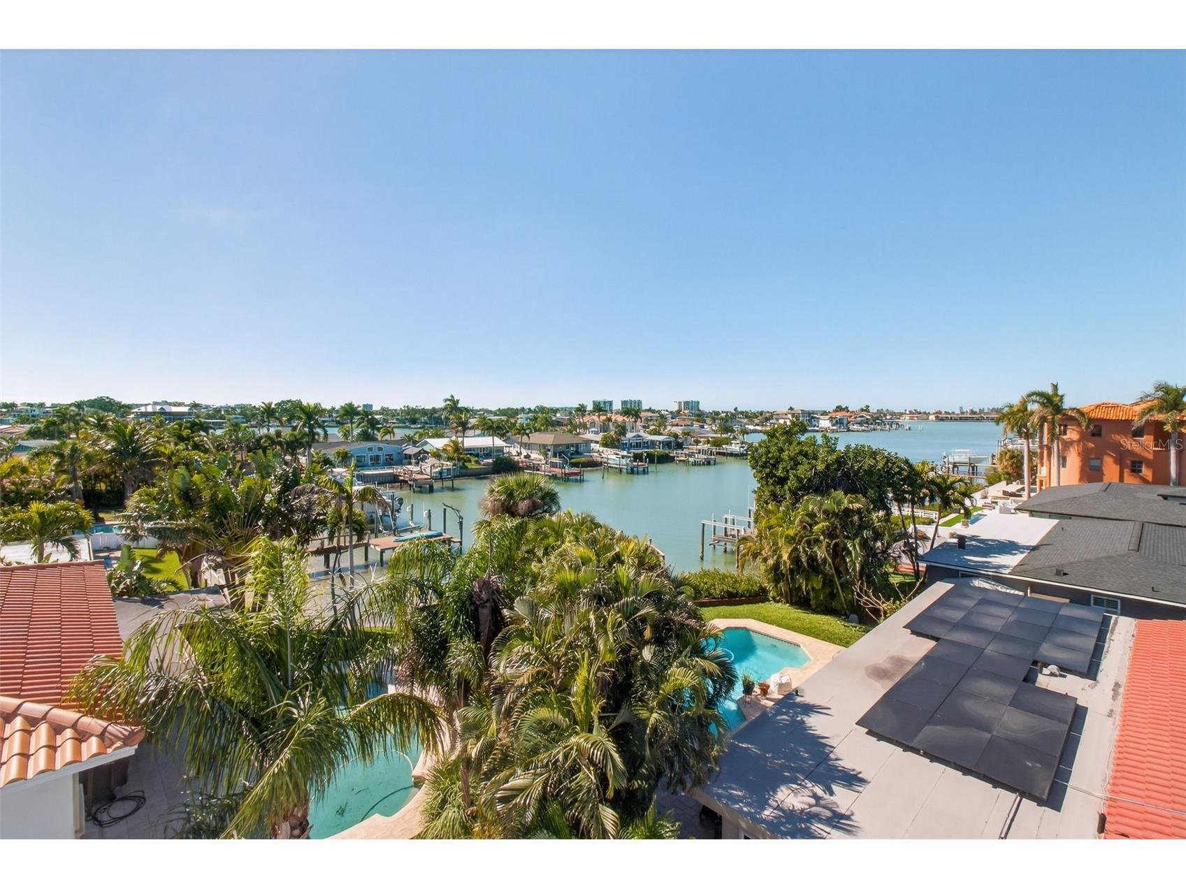 301 79th Street S Saint Petersburg FL 33707 TB8468277 image50
