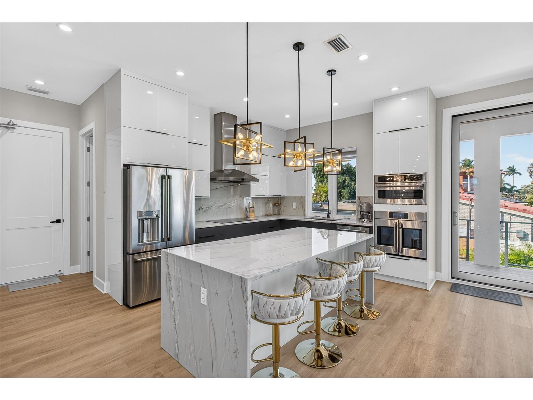 301 79th Street S Saint Petersburg FL 33707 TB8468277 image7