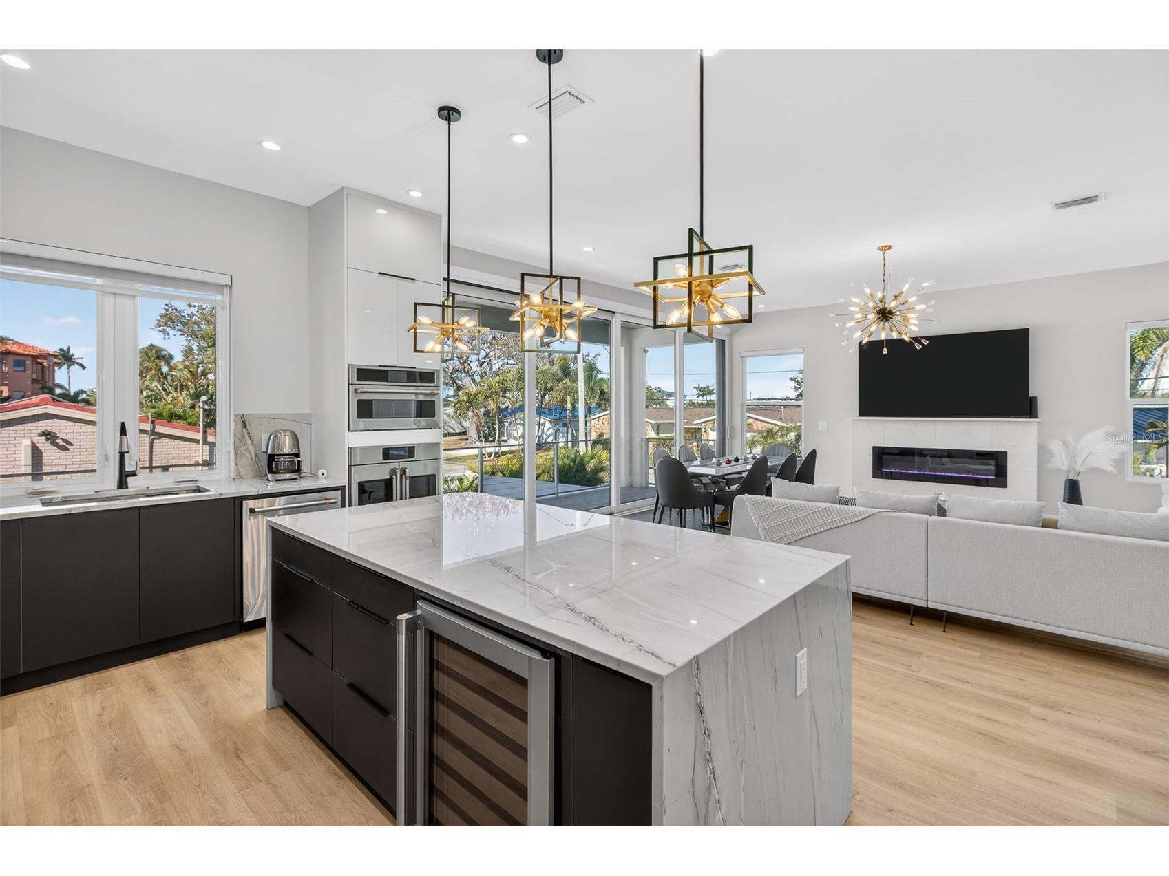 301 79th Street S Saint Petersburg FL 33707 TB8468277 image8