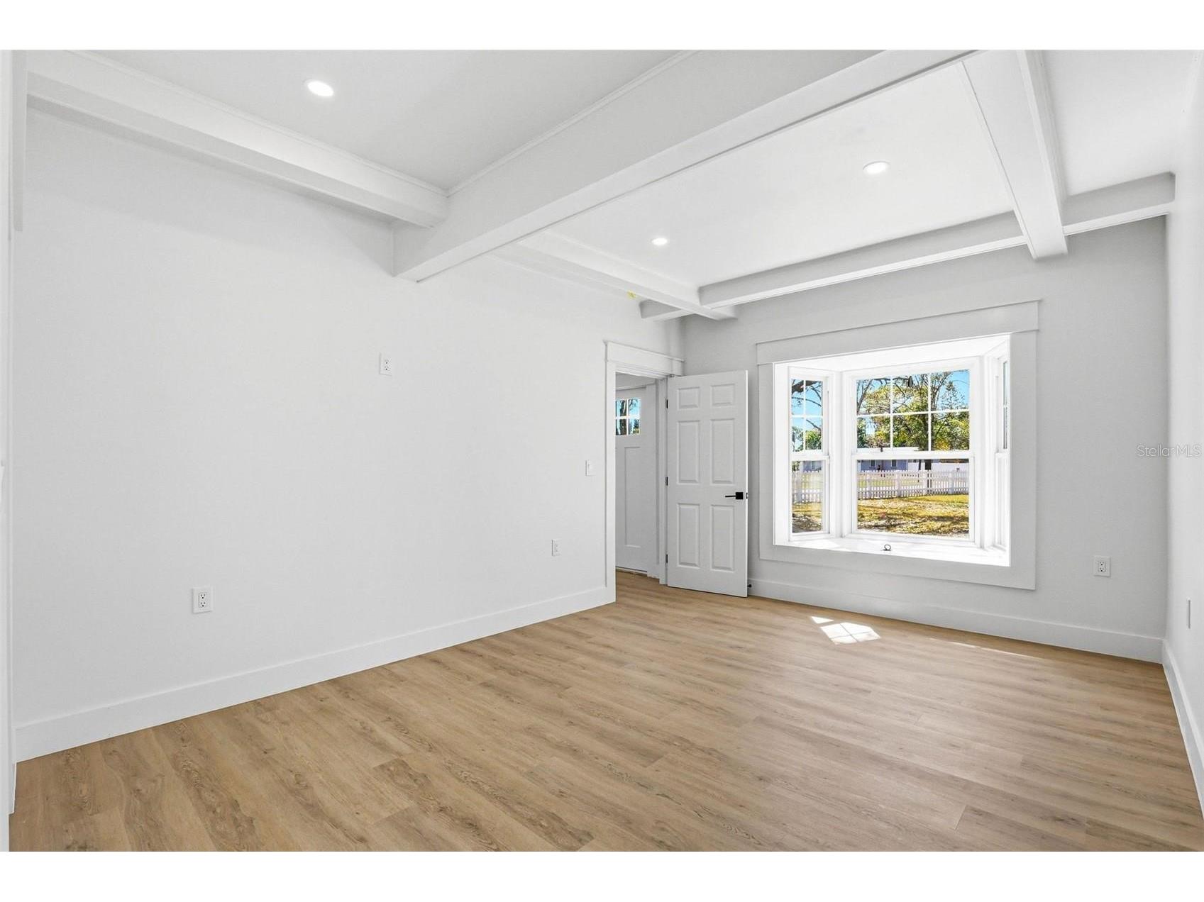 301 81st Avenue NE Saint Petersburg FL 33702 TB8520248 image23